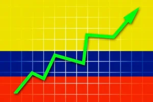 “Economía creció 4,1 % con el nuevo modelo que pregonamos, no basado en extracción sino en producción”: presidente Petro