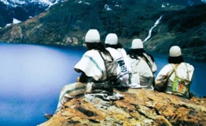 Gobierno propio en el corazón del mundo