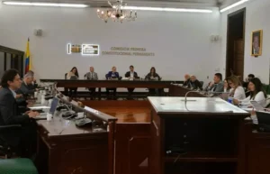 Amplio consenso de participantes de Mesa Técnica sobre funcionamiento de la JEP promovida por senadora Clara López de crear Comisión plural de revisión y ajuste para el equilibrio de la justicia transicional