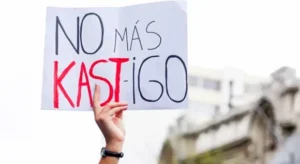 Chile bajo el shock neoliberal: Kast destruye la economía familiar en menos de un mes