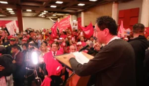 Desafiando la caduca estructura del oficialismo liberal, connotados dirigentes y militantes del liberalismo oficializaron su respaldo a la candidatura de Iván Cepeda