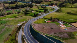 Gobierno Petro ha invertido $23,4 billones en proyectos carreteros concesionados, un 70,3 % más que en los tres cuatrienios anteriores