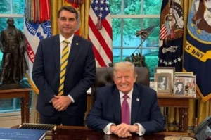 Trump también se entromete en las elecciones presidenciales en Brasil para respaldar la candidatura fascista del hijo de Bolsonaro