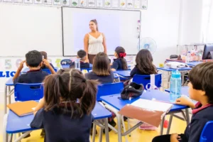 Gobierno Petro ha invertido más de $123 mil millones para dotación y mobiliario de escuelas rurales en el país