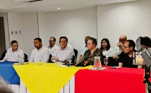 Con participación de excongresista Clara López se instaló Comité de la Alianza por la Vida en Barranquilla con el fin de articular amplia convergencia social y política para ejercer oposición persistente al nuevo Gobierno nacional